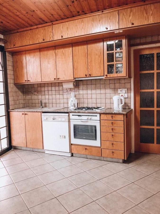 リマソールAgridia View Houseアパートメント エクステリア 写真