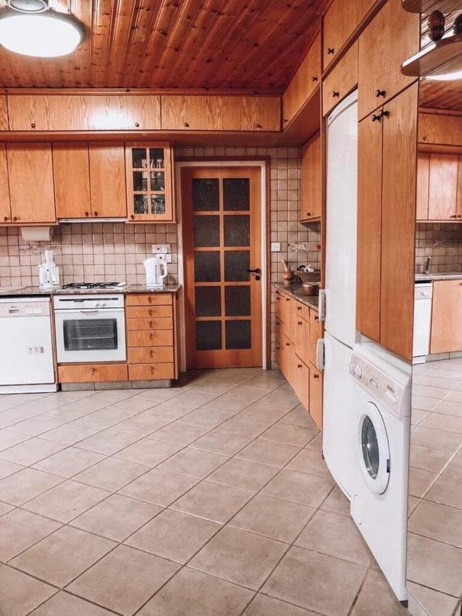 リマソールAgridia View Houseアパートメント エクステリア 写真